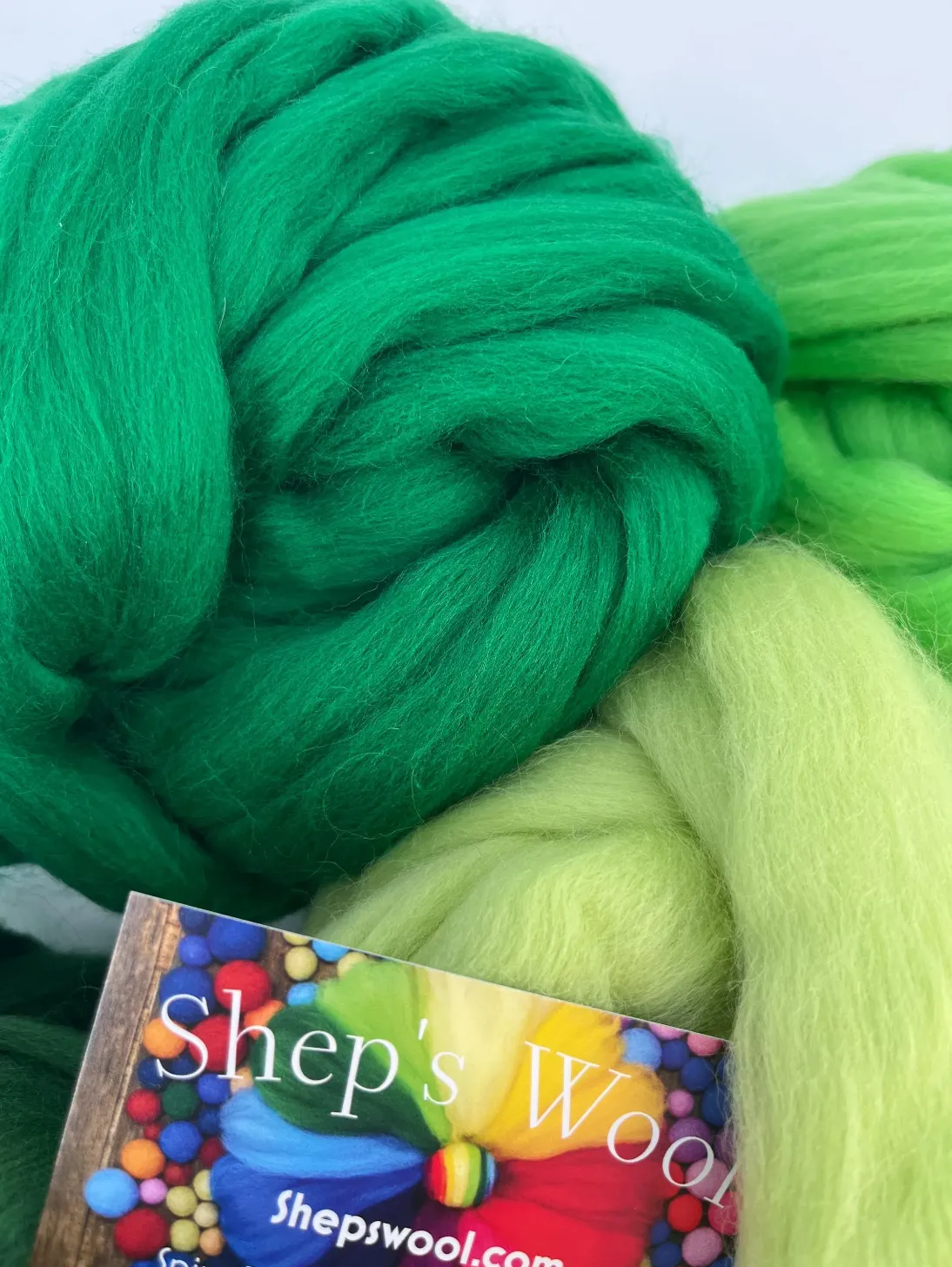 1 LB Green Wool Roving SAMPLER, Wool Fiber, Wool Top, Spinning Wool, Felting Wool, Craft Wool, Wool Roving by the Pound, felting Wool, Fleece