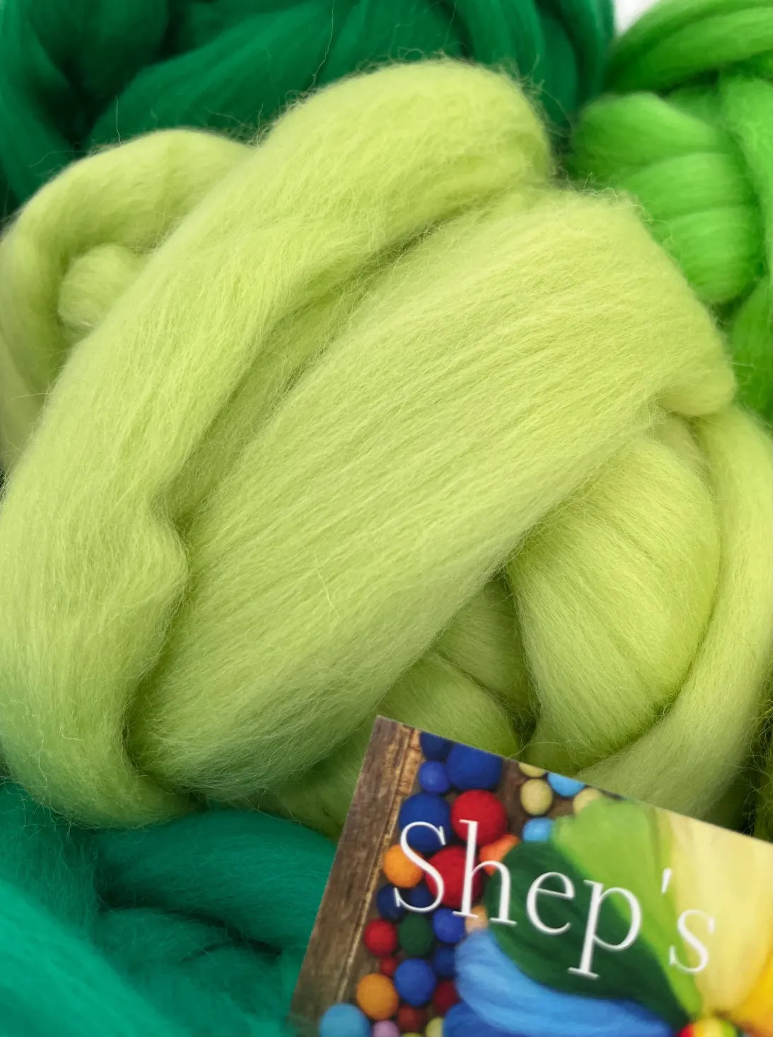 1 LB Green Wool Roving SAMPLER, Wool Fiber, Wool Top, Spinning Wool, Felting Wool, Craft Wool, Wool Roving by the Pound, felting Wool, Fleece