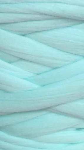 4 oz Robins Egg Blue (Frozen Blue)  Merino Wool Top Roving Fiber Spinning, Felting , weaving, knitting, dolls, Crafts USA -SALE!