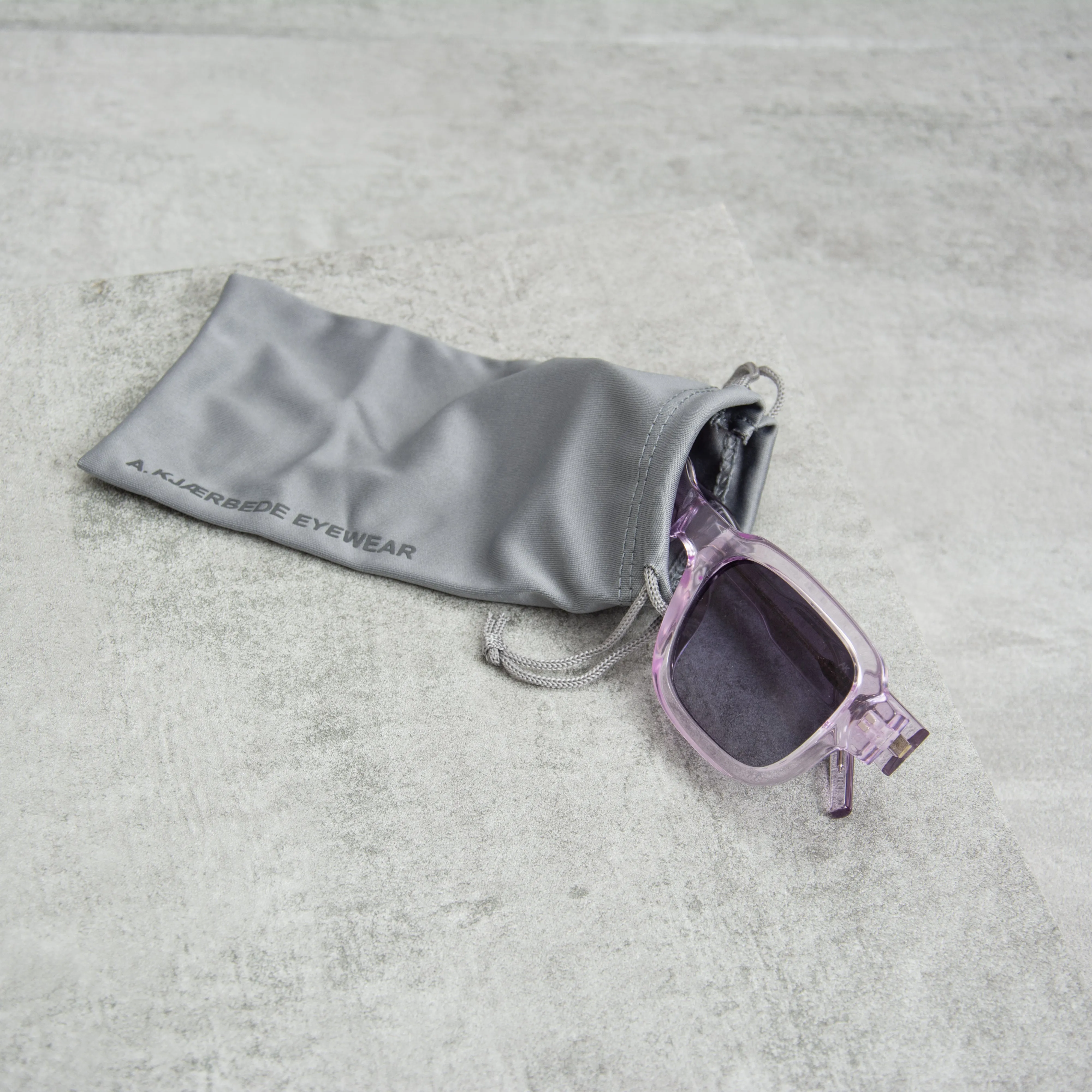 A Kjaerbede Halo KL2208 Sunglasses - Lavender Transparent