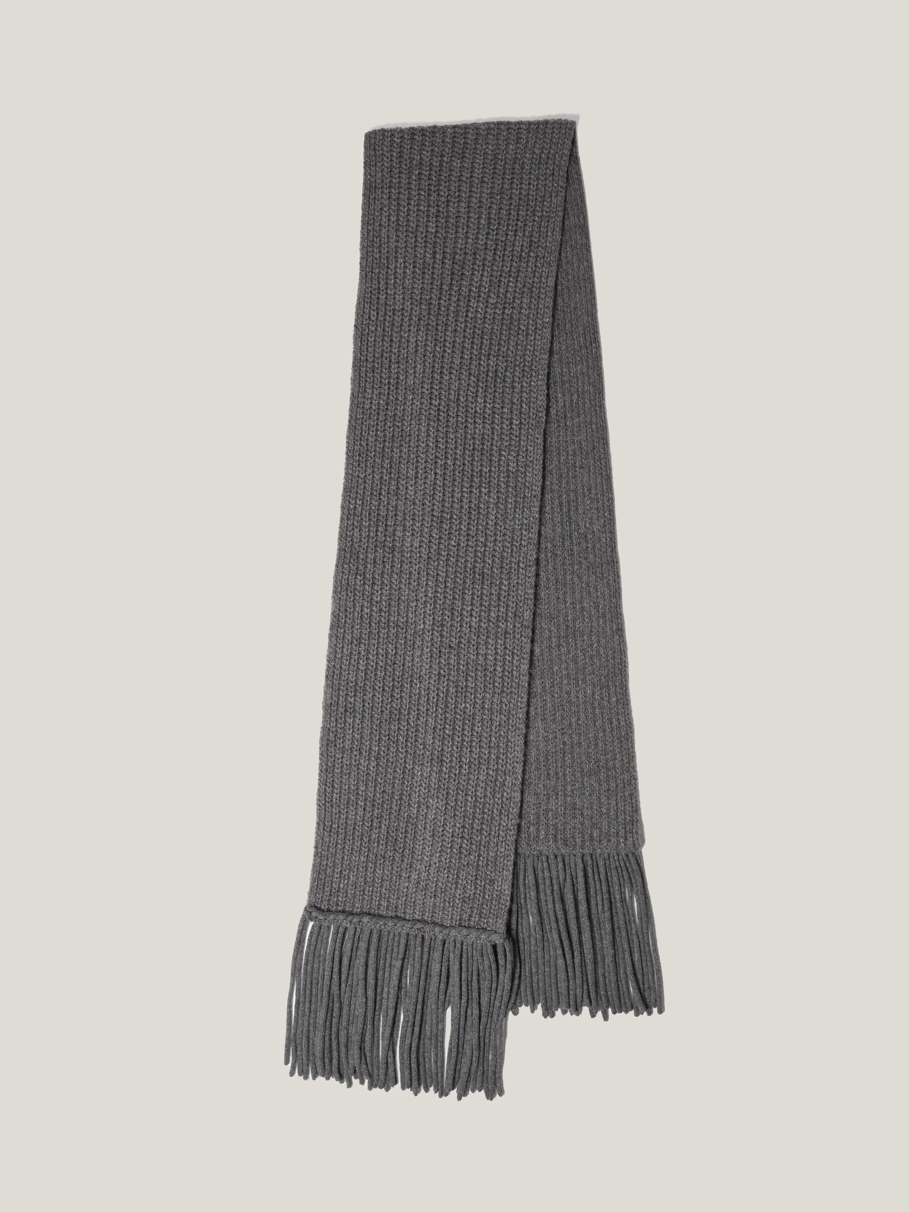 Chunky Fringed Scarf | Grey