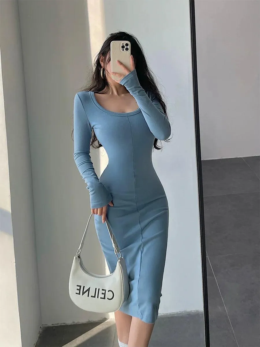 Fashion Statement: Elegant Bodycon Midi Dress for Evening Events