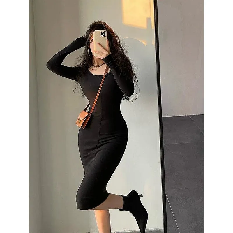 Fashion Statement: Elegant Bodycon Midi Dress for Evening Events