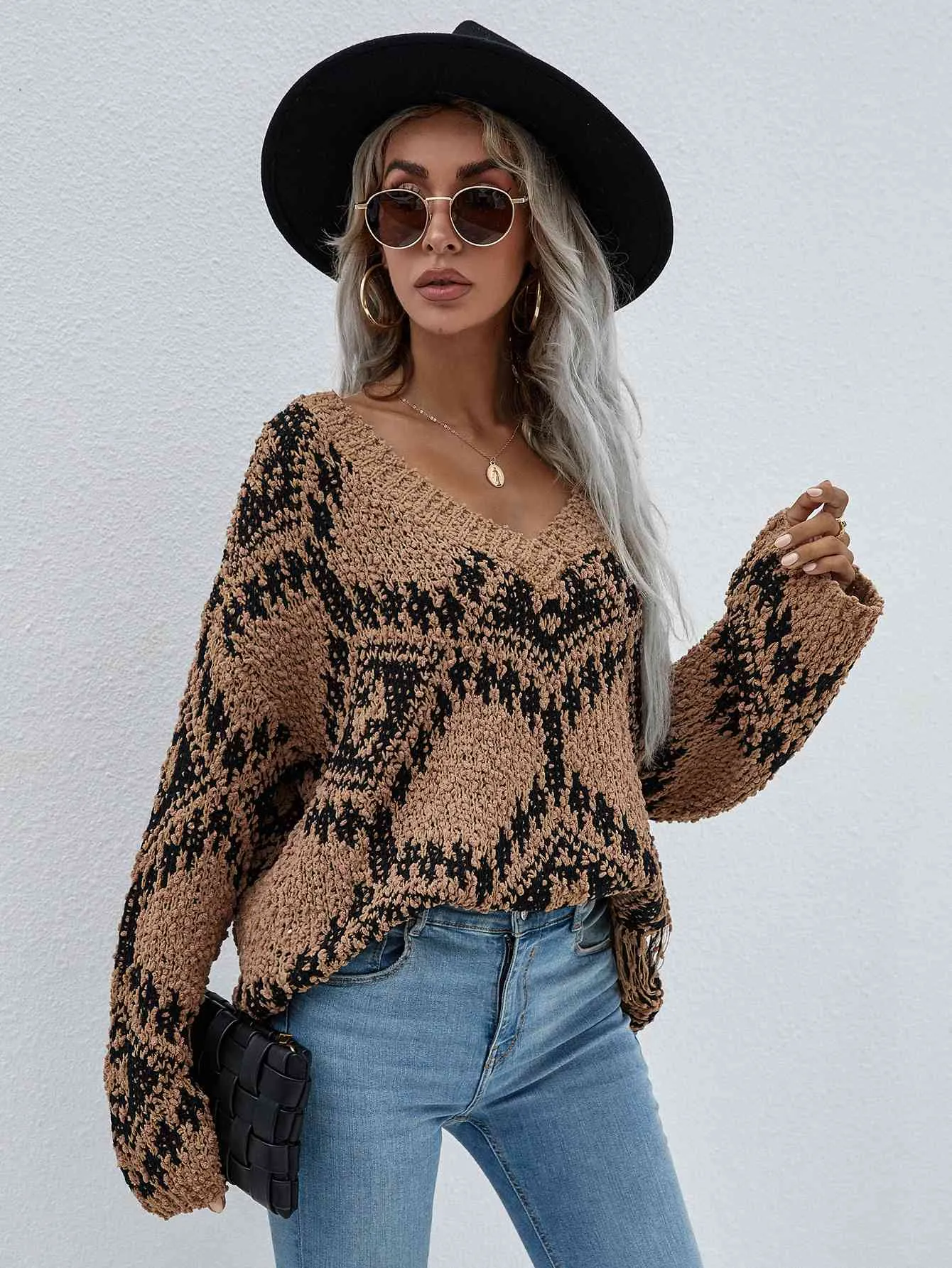 Geometric Print Chunky Knit Distressed Sweater