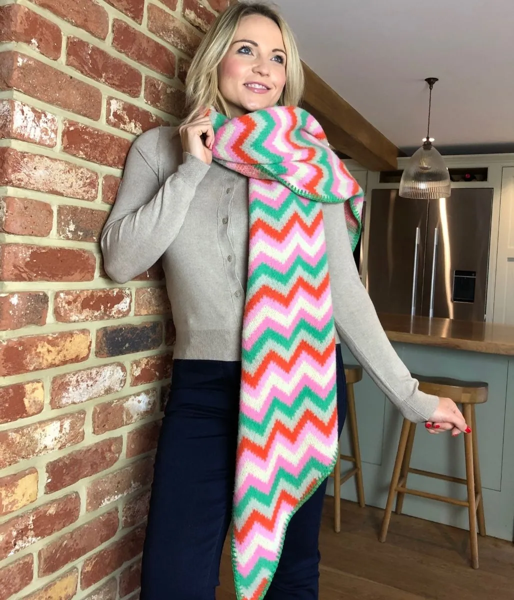 Green Zigzag Wool Blend Scarf