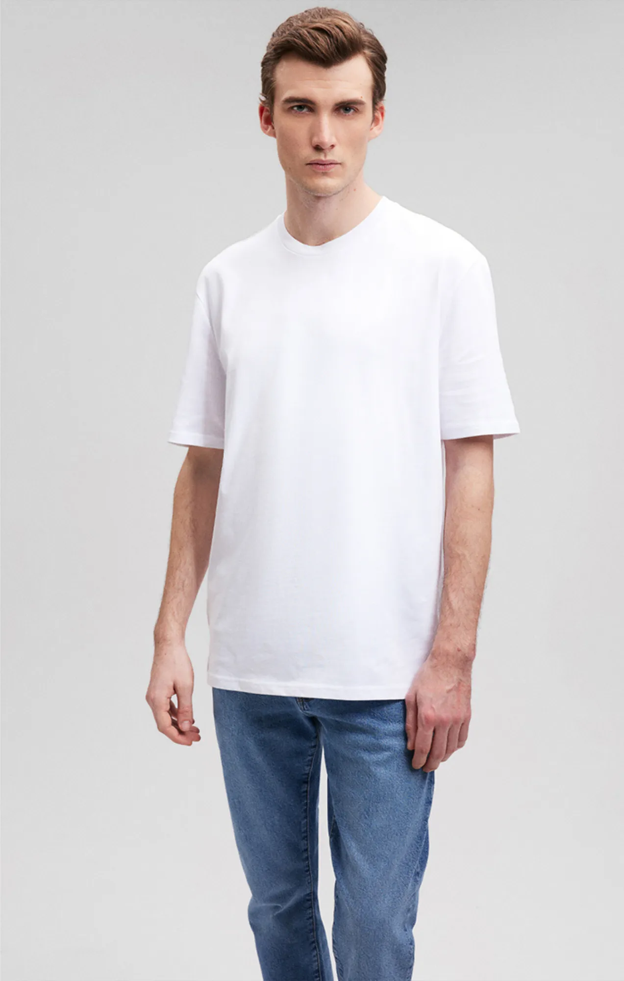 HEAVY WEIGHT T-SHIRT IN WHITE