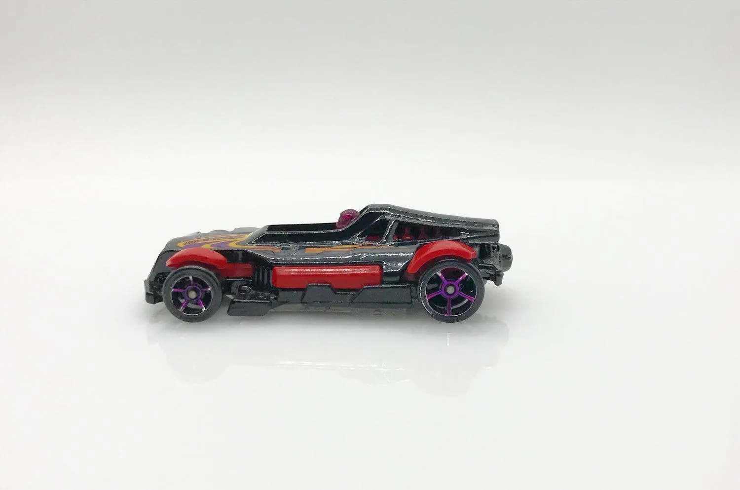 Hot Wheels Black and Red Med-Evil (2010)