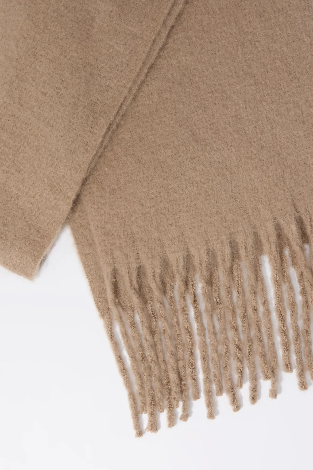 Oversized Chunky Knit Fringe Scarf