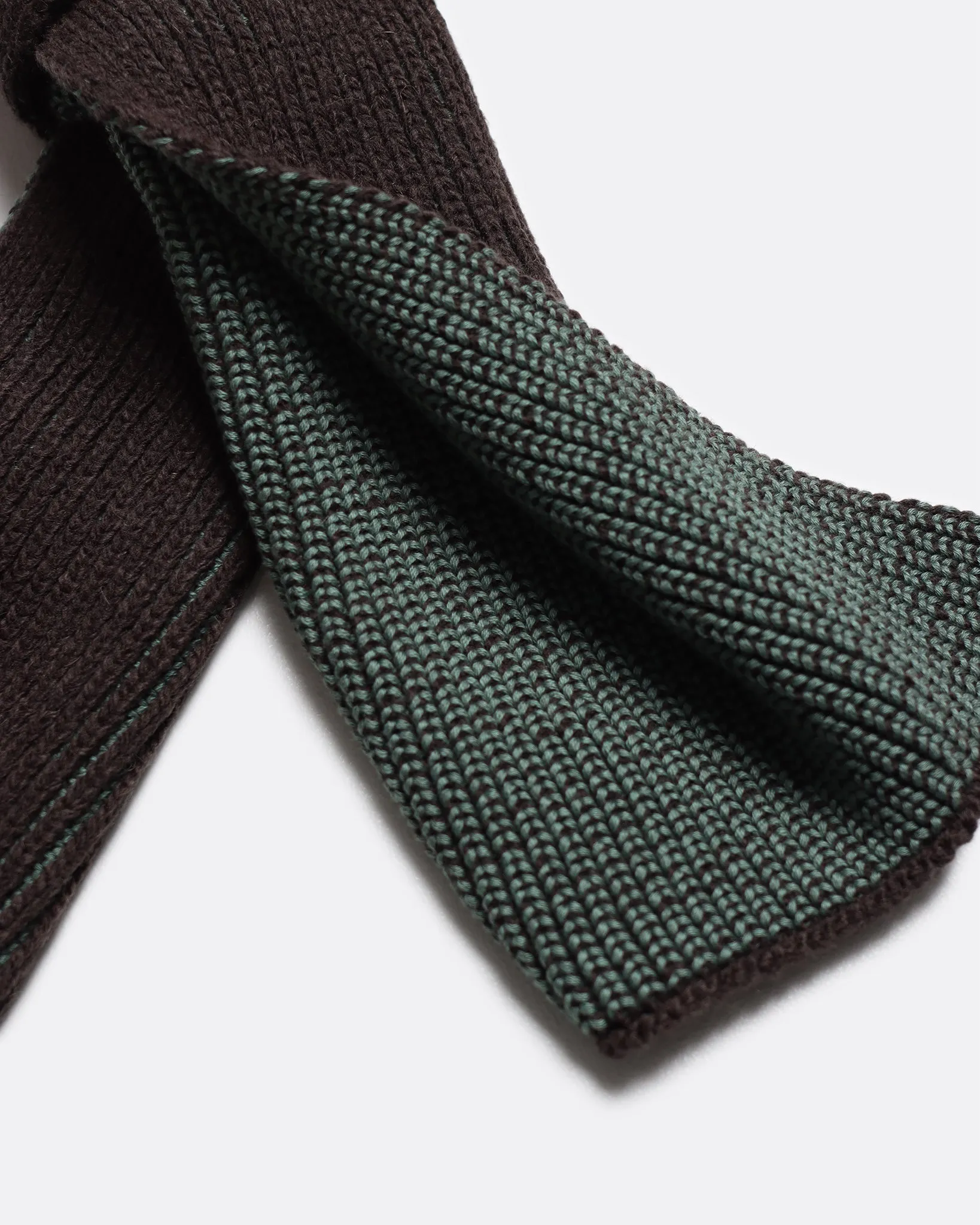 Ribbed Knit Scarf - Slate Brown / Forest Green