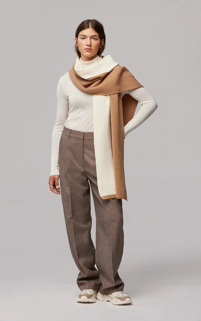 SOIA&KYO REMI - Contrast Color Rib-Knit Blanket Scarf