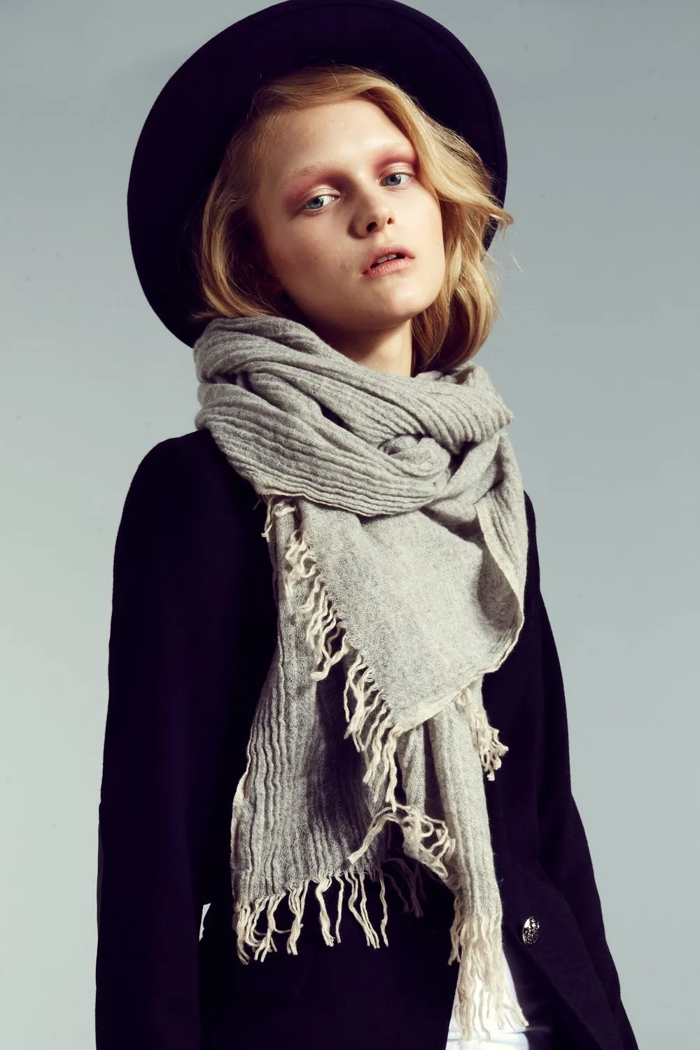 The Cashmere Scarf